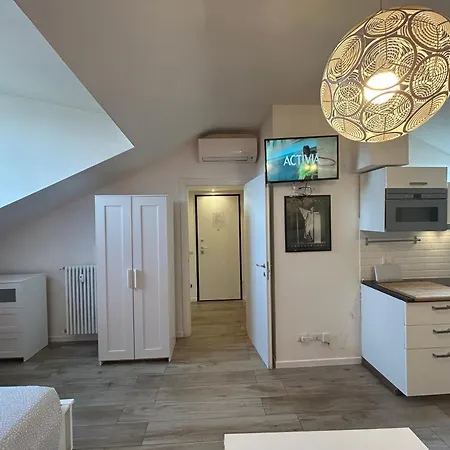 Appartement Mansarda Open Space Vicino Zona Isola Milaan